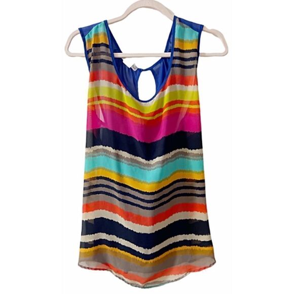 Le Fash Striped Top 27” X 17” - Picture 2 of 4